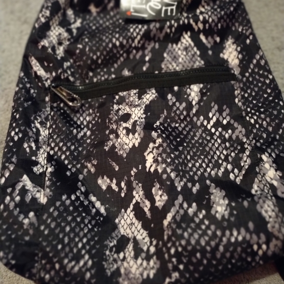 Backpack - Picture 3 of 3